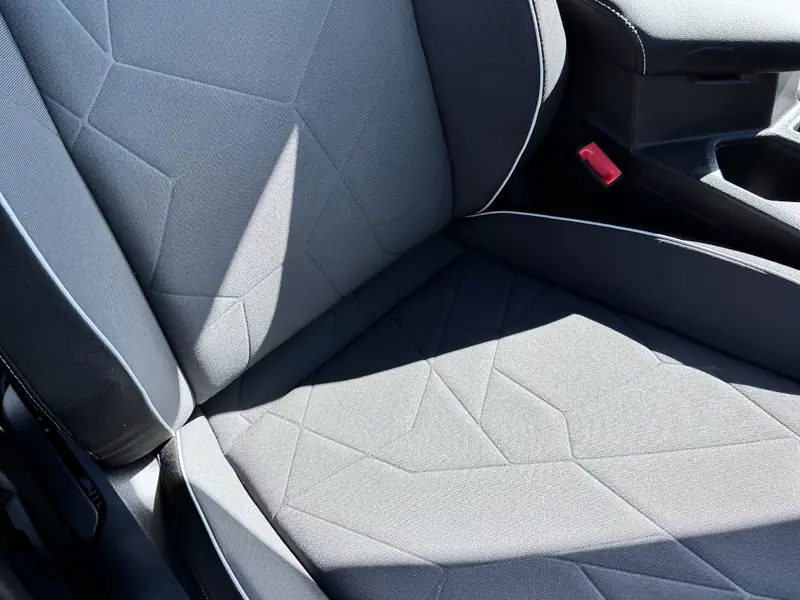 Cloth Seat Deep Clean - After